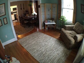 1041 Taussig Place Northeast in Washington, DC - Foto de edificio - Building Photo