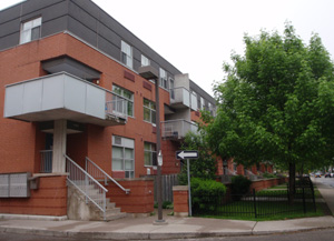 Perth Avenue Apartments in Toronto, ON - Building Photo - Building Photo