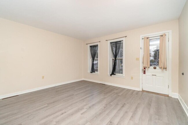 602 W Louther St in Carlisle, PA - Building Photo - Building Photo