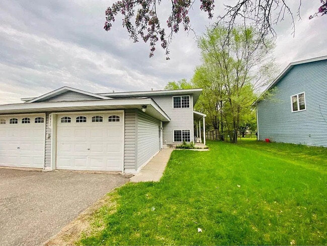 7936 Lee Ave N, Unit 7932