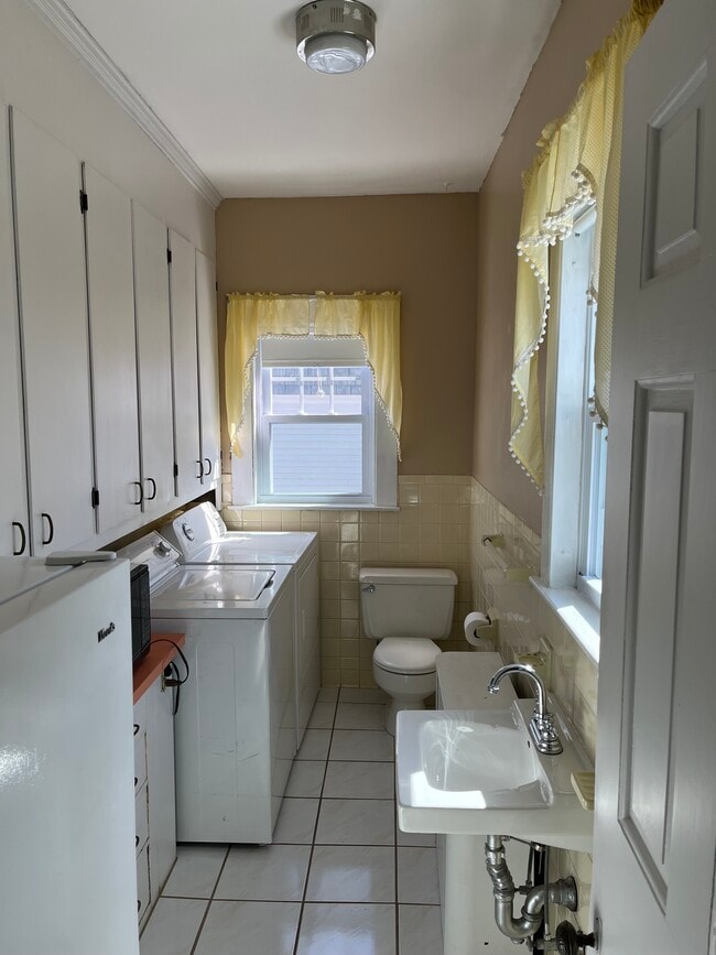 487 Andover St in Lowell, MA - Building Photo - Building Photo