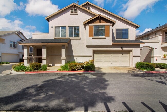property at 3405 E Hammond Cir