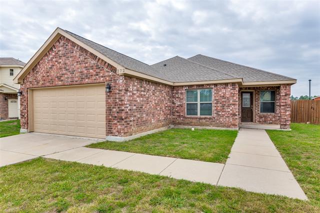 272 Irick Ct in Aubrey, TX - Building Photo