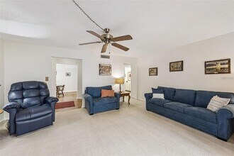 508 Orange Dr, Unit 11 in Altamonte Springs, FL - Building Photo - Building Photo