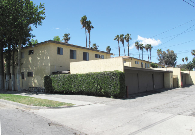 1701-1705 E Kay St in Compton, CA - Building Photo - Building Photo