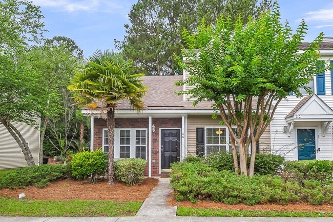 1100 Elm Hall Cir in Summerville, SC - Building Photo - Building Photo