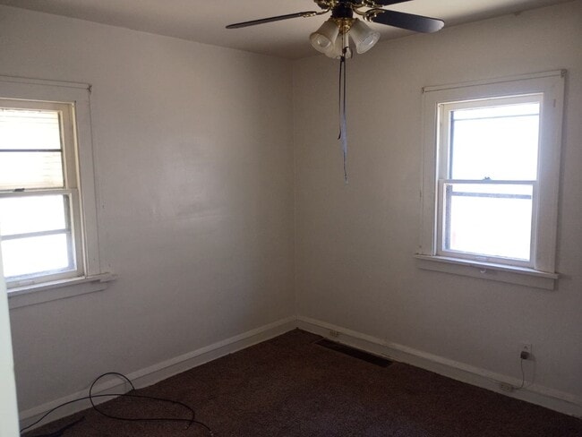 17926 E Park Dr in Cleveland, OH - Building Photo - Building Photo