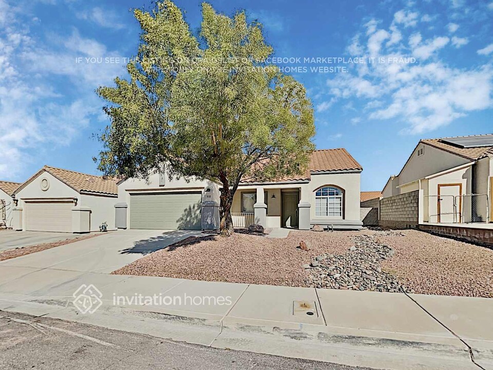 532 Viva Serenade Way in Henderson, NV - Building Photo