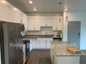 875 S Depot St in Clearfield, UT - Building Photo - Building Photo