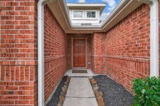 13211 Barton Meadow Ln in Rosharon, TX - Building Photo - Building Photo