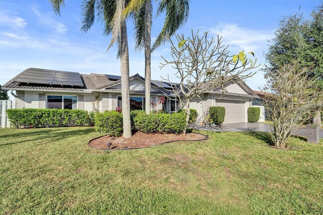 7909 NW 19th St in Margate, FL - Building Photo - Building Photo