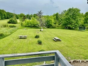 10629 Mitchells Mill Rd in Chardon, OH - Building Photo - Building Photo