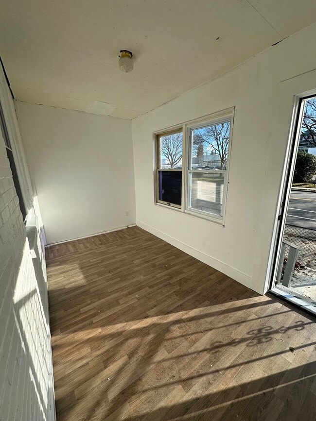 4228 Post Rd in Marcus Hook, PA - Building Photo - Building Photo