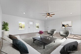 312 W Tate Ave in Robinson, TX - Building Photo - Building Photo