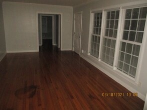 1909 E Lakeridge Dr in Albany, GA - Building Photo - Building Photo