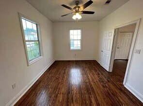 2736 Palmyra St in New Orleans, LA - Building Photo - Building Photo