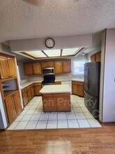 3220 Duvall Dr in Norman, OK - Building Photo - Building Photo