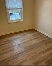 752X Lange St in Dundalk, MD - Building Photo - Building Photo