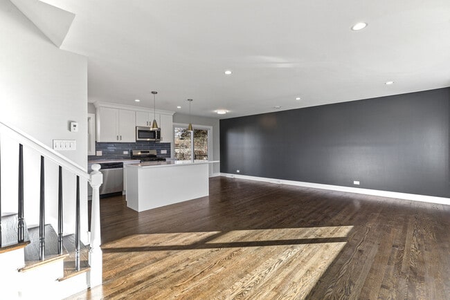 8409 Newland Ave in Burbank, IL - Foto de edificio - Building Photo