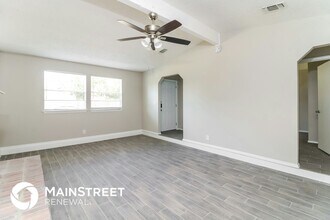4000 School Hill Cir in Arlington, TX - Building Photo - Building Photo