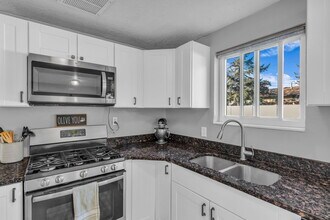 1992 Afton Cir in Layton, UT - Building Photo - Building Photo