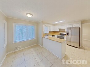 215 Comstock Ct in Lawrenceville, GA - Building Photo - Building Photo