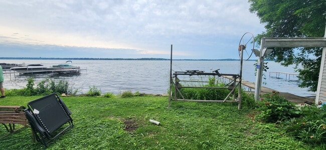 property at 733 Jenifer St