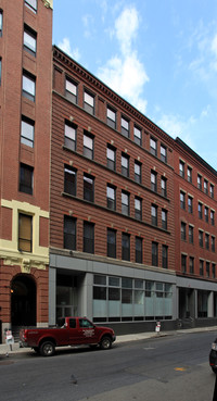 121-123 Beach St in Boston, MA - Foto de edificio - Building Photo