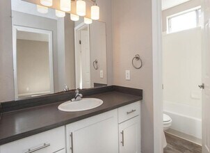 202 Calvert Dr in Cupertino, CA - Building Photo - Building Photo