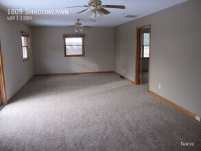 1809 Shadowlawn Dr in Champaign, IL - Building Photo - Building Photo