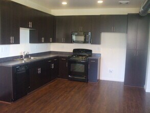 829 Boron Ct in West Sacramento, CA - Building Photo - Building Photo