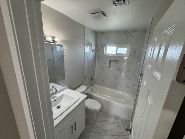 3610 Cecile Ave in Las Vegas, NV - Building Photo - Building Photo