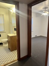2831 W Capitol Dr, Unit 1 in Milwaukee, WI - Building Photo - Building Photo