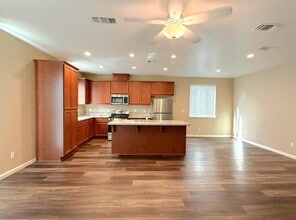 4422 Andrea Dr in Merced, CA - Building Photo - Building Photo