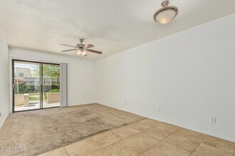 985 N Granite Reef Rd in Scottsdale, AZ - Building Photo - Building Photo