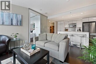 1255 Seymour St in Vancouver, BC - Building Photo - Building Photo