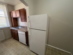 934 Concordia Ln in Clayton, MO - Building Photo - Building Photo