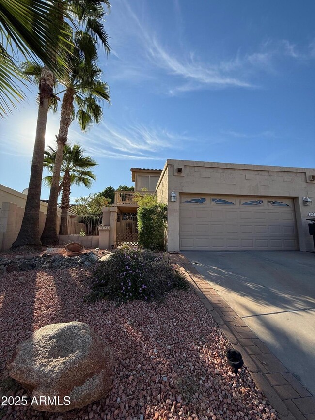 property at 1623 E Bluefield Ave