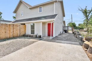 2156 Hopper Rd in Houston, TX - Building Photo