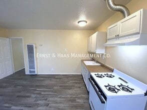 13812 S Avalon Blvd in Los Angeles, CA - Building Photo - Building Photo