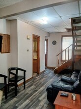 1016 W High St, Unit A in Jefferson City, MO - Building Photo - Building Photo