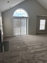 792 Olde English Cir in Howell, MI - Building Photo - Building Photo