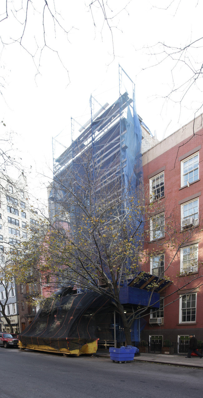 Converted to SFR in New York, NY - Building Photo - Building Photo