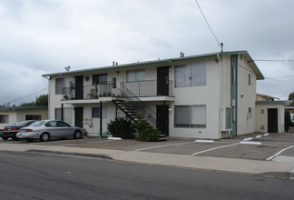 1170 Calla Ave in Imperial Beach, CA - Foto de edificio - Building Photo