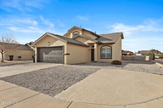 13247 New Britton Dr in El Paso, TX - Building Photo - Building Photo