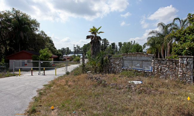 11834 Lakeshore Dr in Clermont, FL - Building Photo - Building Photo