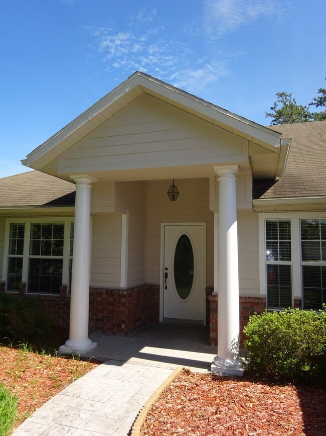 11934 NW 10th Rd in Gainesville, FL - Building Photo - Building Photo