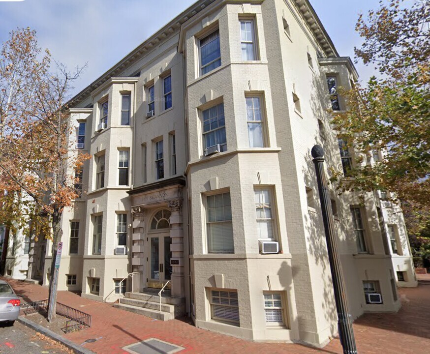 1503 30th St NW in Washington, DC - Foto de edificio