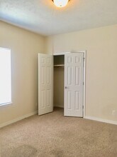 119 Birchtree Cir in St. Robert, MO - Building Photo - Building Photo