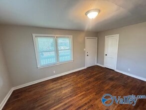 201 Delaware Cir NW in Huntsville, AL - Building Photo - Building Photo